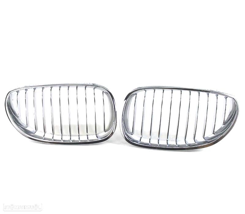 GRELHAS FRONTAIS BMW E60 E61 03-10 CROMADAS - 4