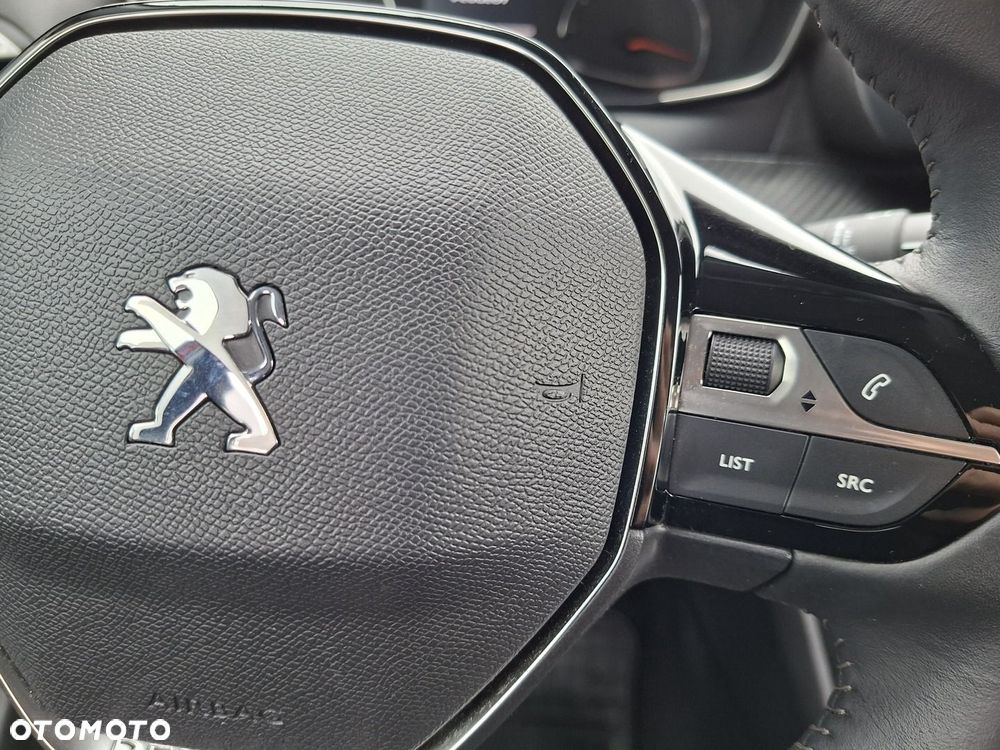 Peugeot 208 1.2 PureTech Active Pack S&S - 24