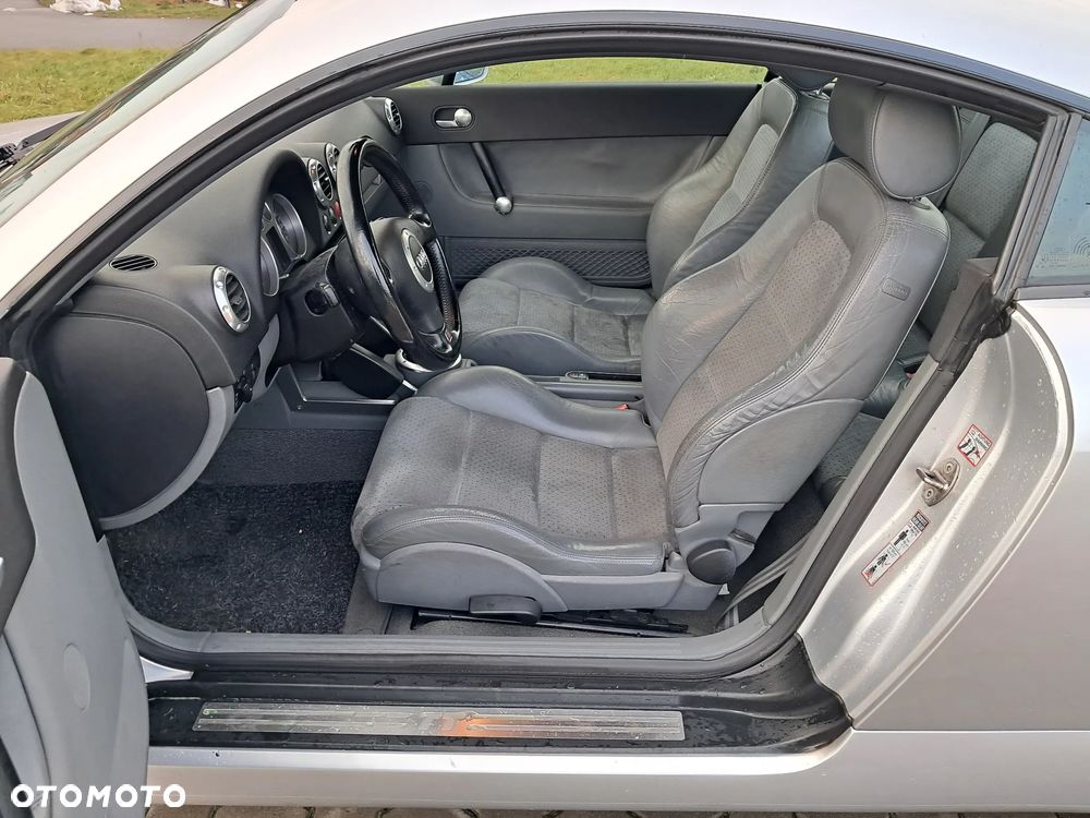 Audi TT Coupé 1.8 T - 8