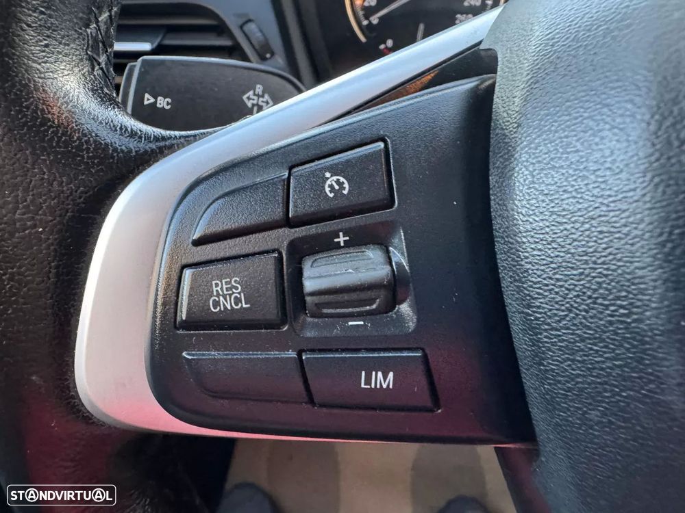 BMW 225xe Active Tourer Line Sport - 40