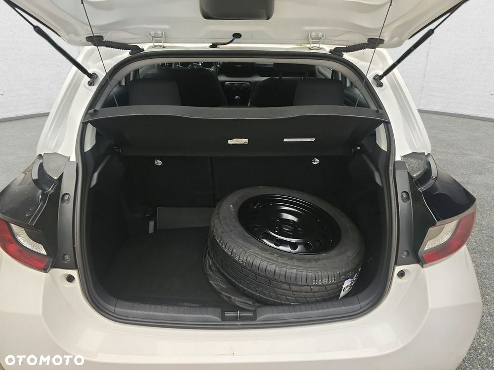 Toyota Yaris - 24