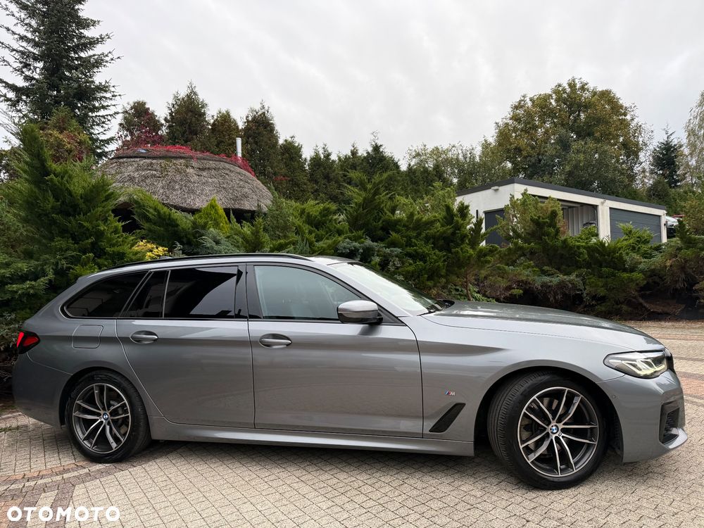BMW Seria 5 2022 photo 4