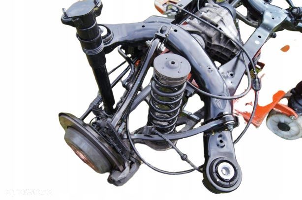 mercedes ml 164 w164 cdi 350 blutec piasta zwrotnica wachacze tył praw