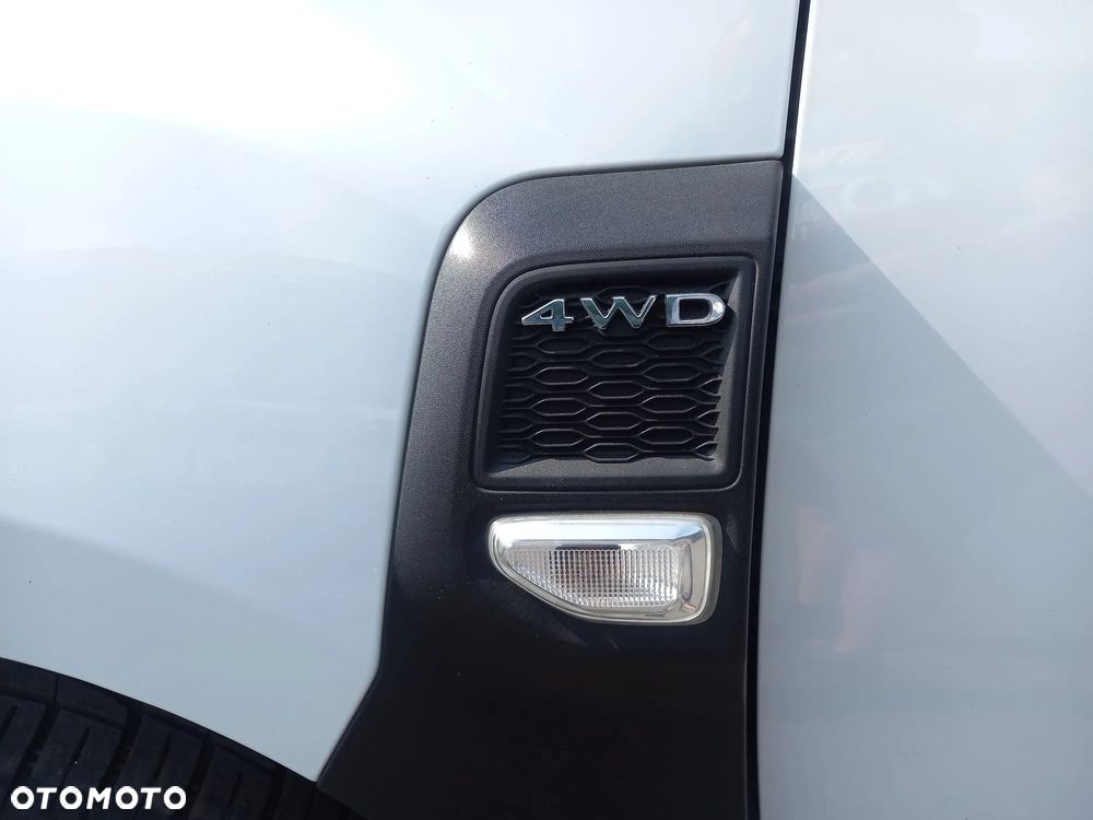 Dacia Duster 1.5 Blue dCi Comfort 4WD - 6