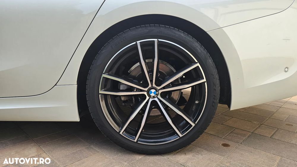BMW Seria 3 320i xDrive AT - 17