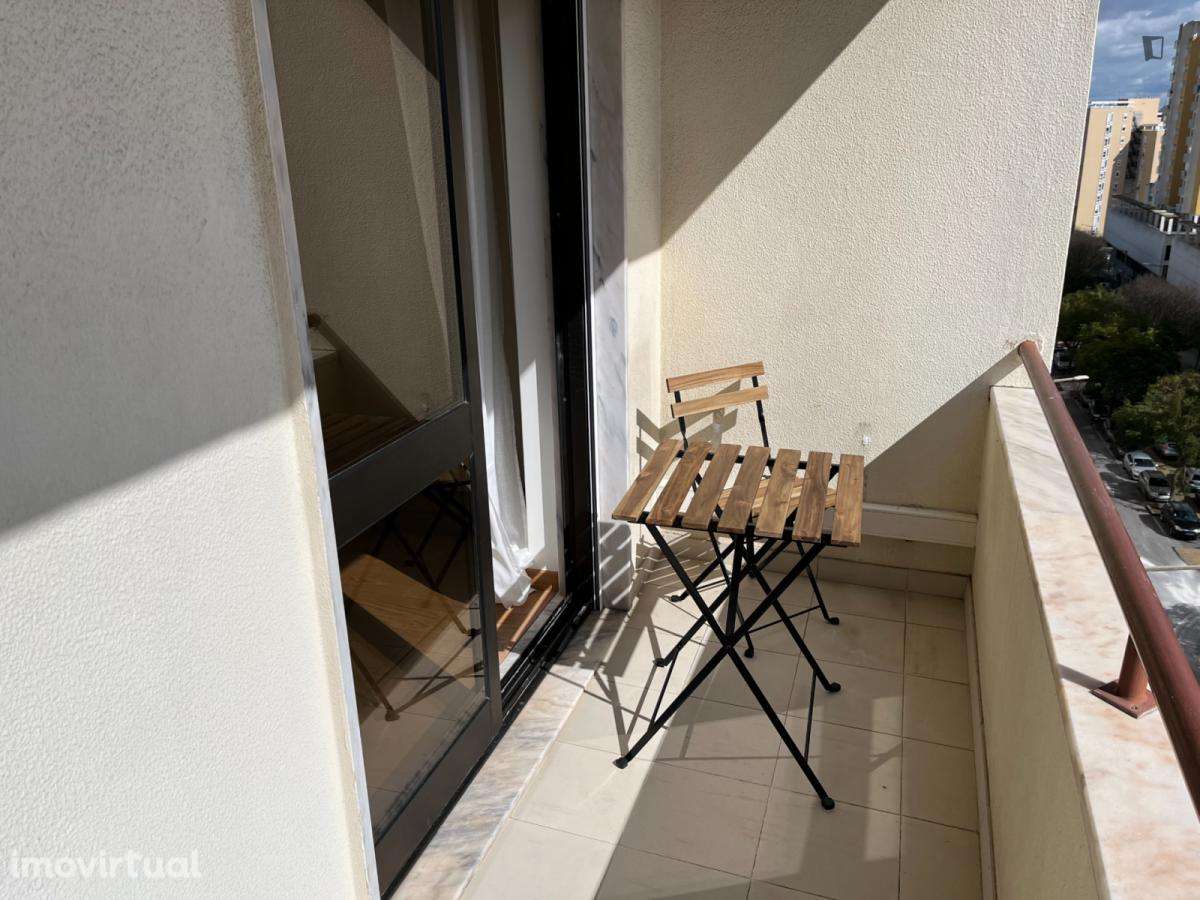 Quarto - localizado em Penha de França Lisbon - Grande imagem: 3/16