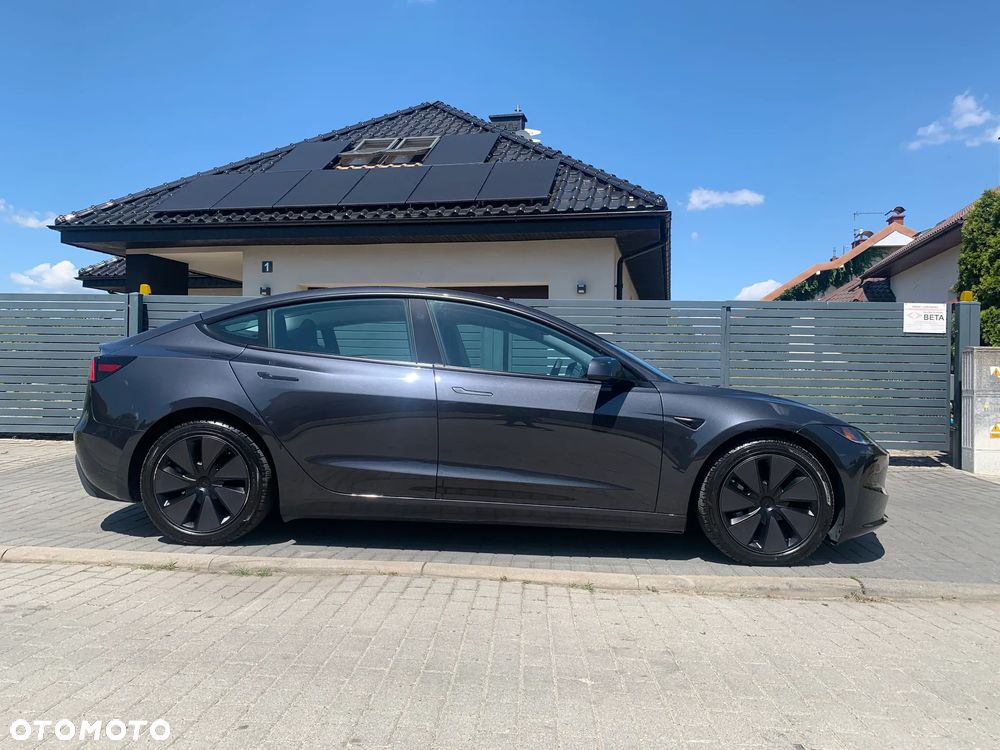Tesla Model 3 AWD - 15