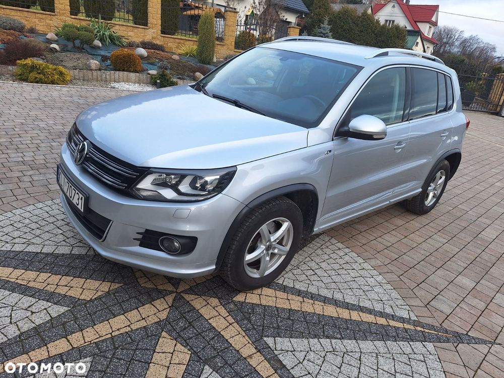 Volkswagen Tiguan - 1