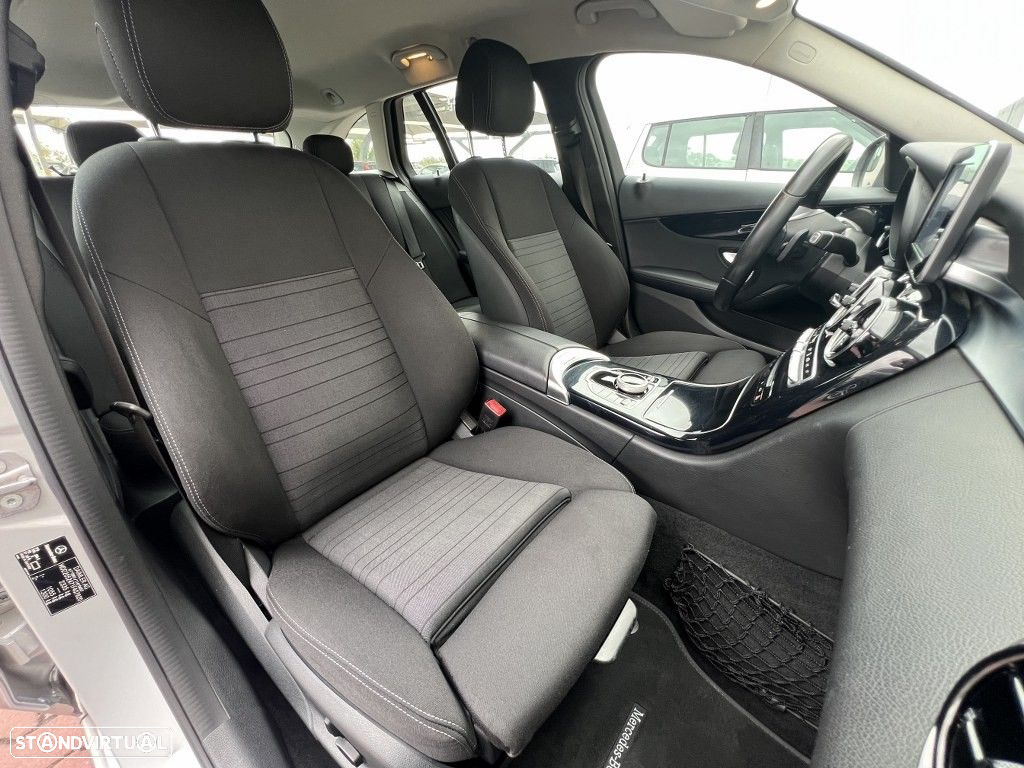 Mercedes-Benz C 350 e - 23