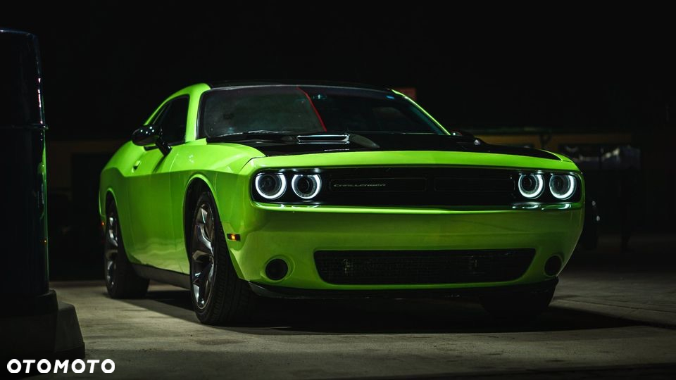 Dodge Challenger 3.6 SXT Plus - 12