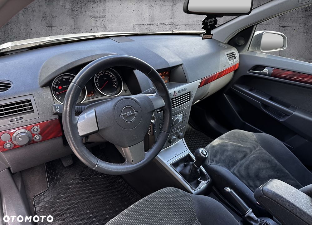 Opel Astra 1.6 Cosmo - 8