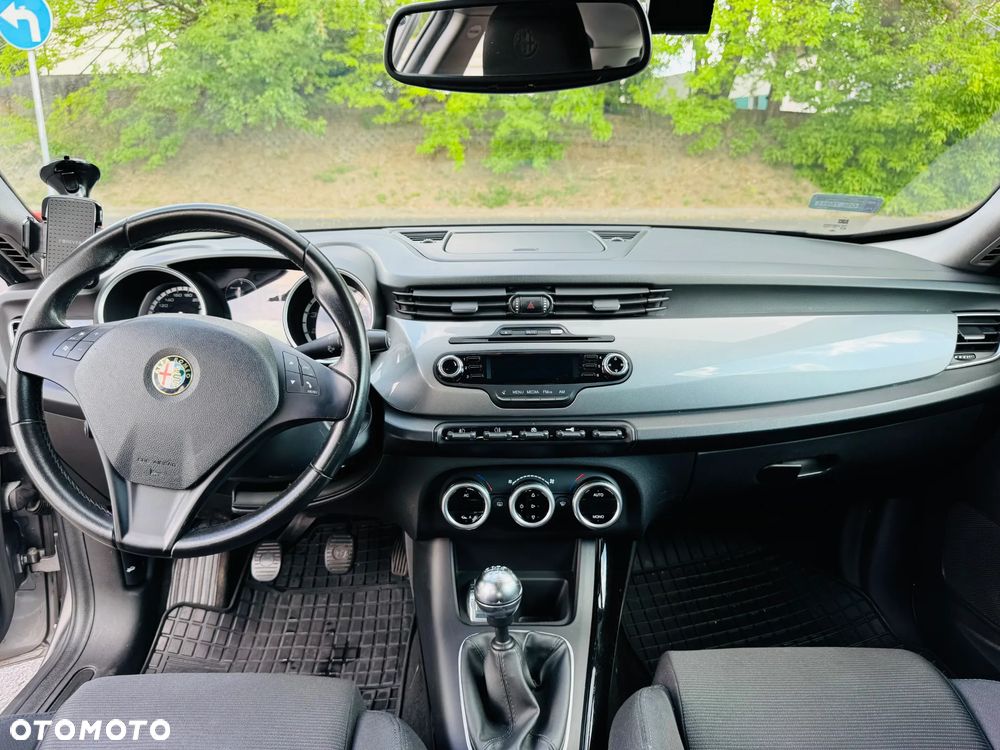 Alfa Romeo Giulietta 1.4 TB 16V Turismo - 9