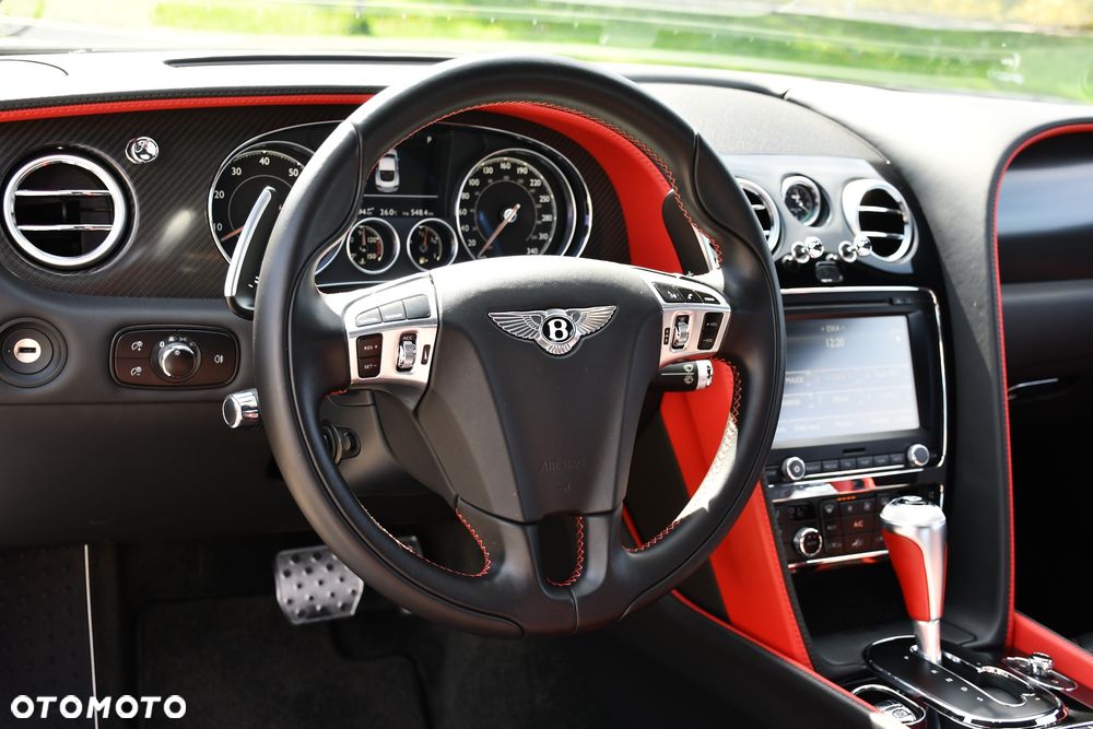 Bentley Continental GT - 13