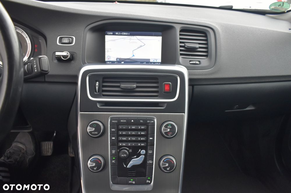 Volvo S60 D3 Geartronic Summum - 37