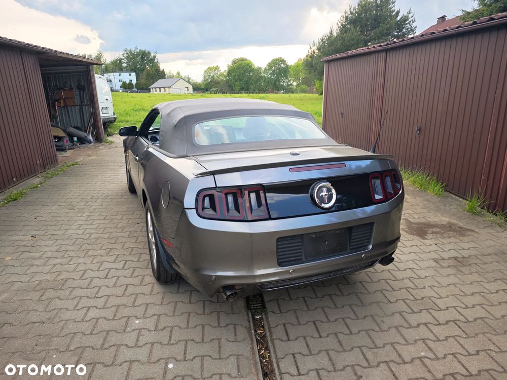Ford Mustang 3.7 V6 - 11