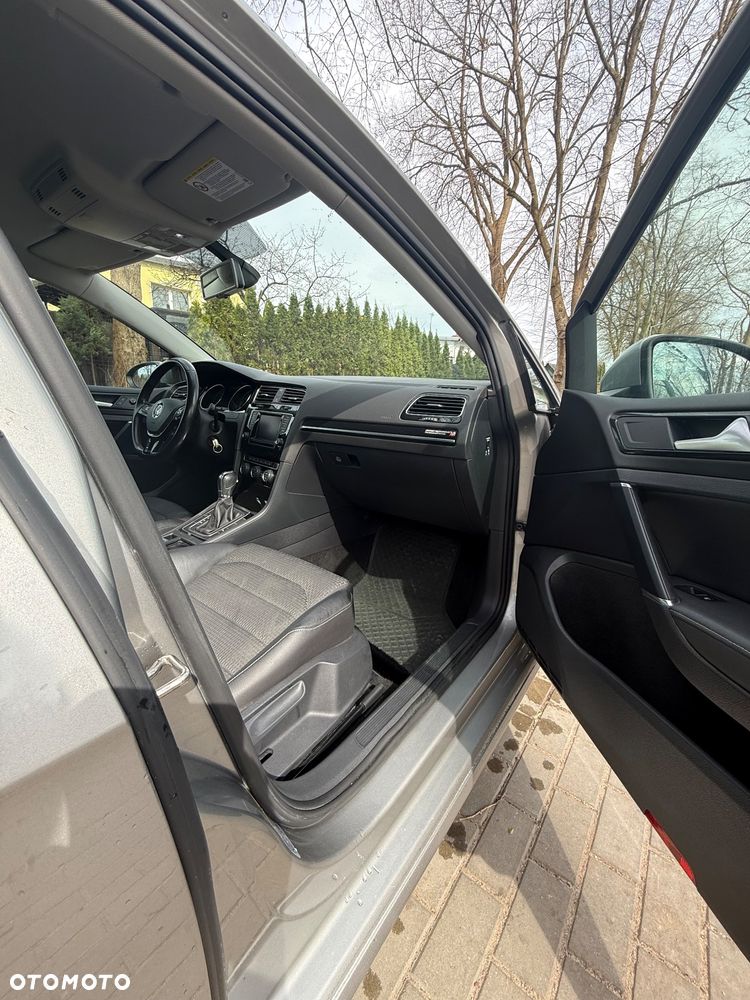 Volkswagen Golf 1.2 TSI Highline DSG - 16