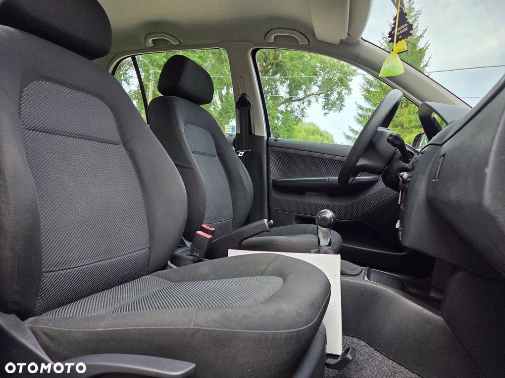 Skoda Fabia 1.4 16V Sport - 9