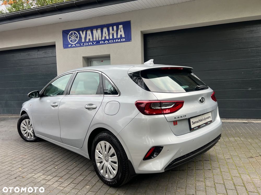 Kia Ceed 1.6 CRDi SCR M - 24