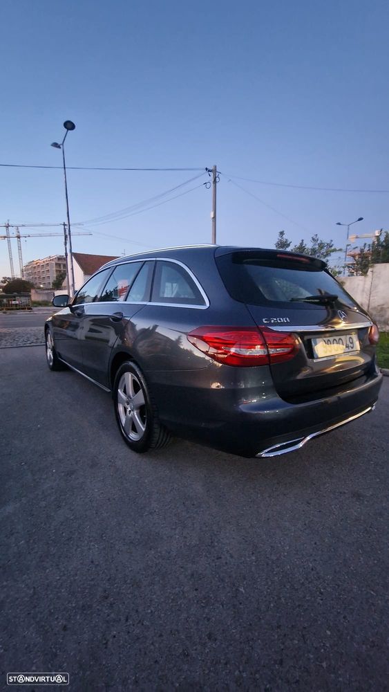 Mercedes-Benz C 200 - 3