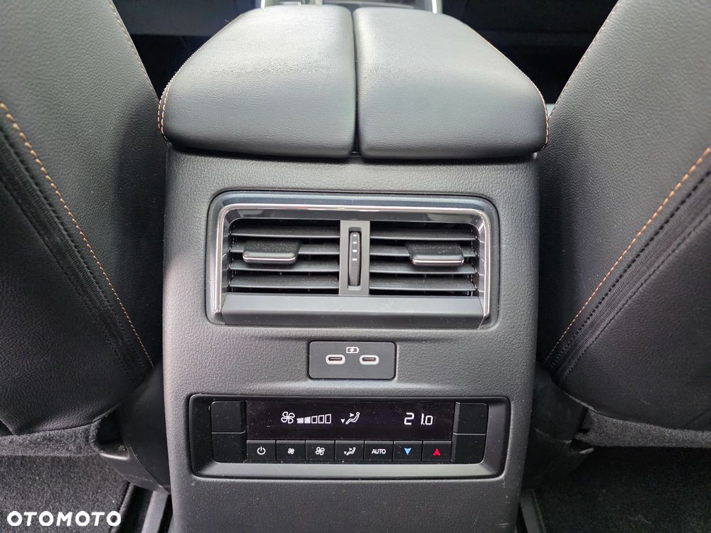 Mazda CX-90 - 24