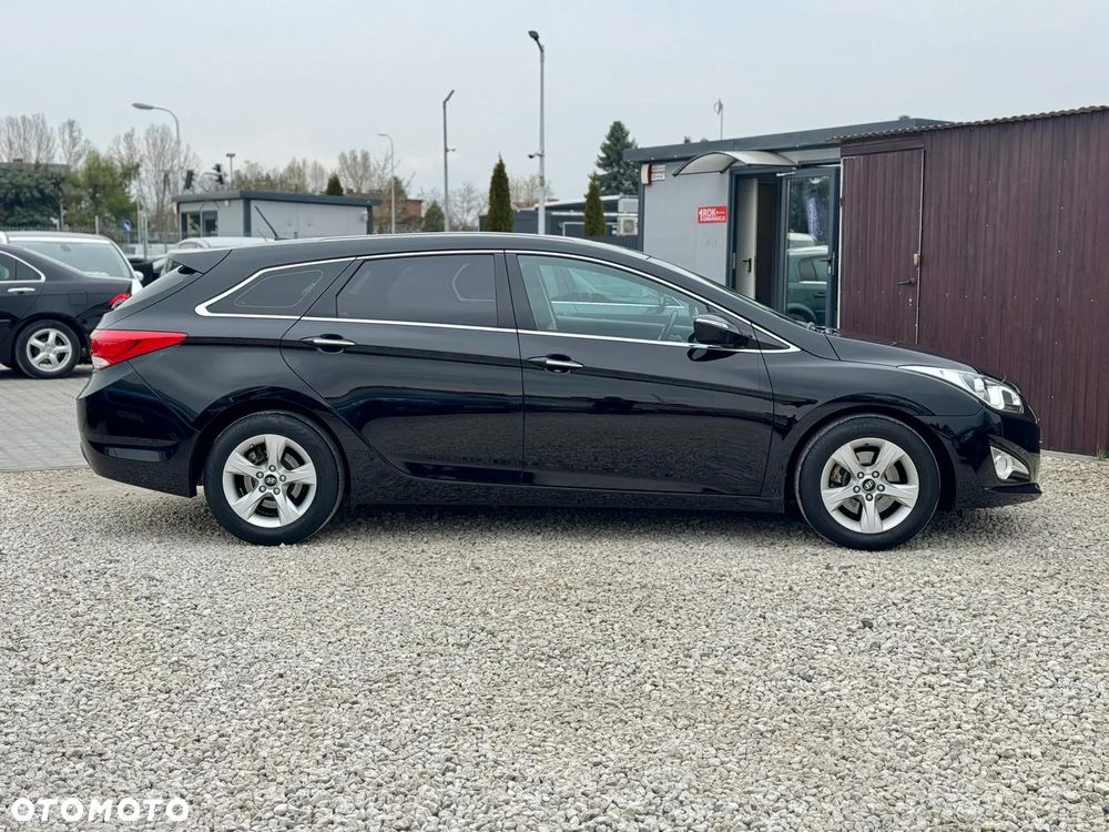 Hyundai i40 Kombi blue 1.7 CRDi Premium - 17