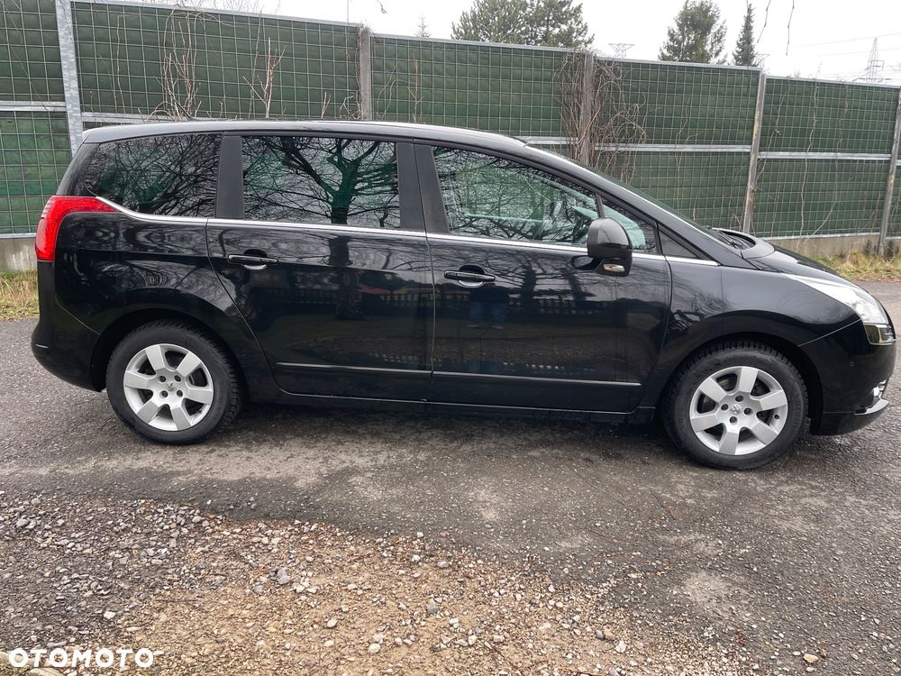 Peugeot 5008 HDI FAP 115 Style - 6