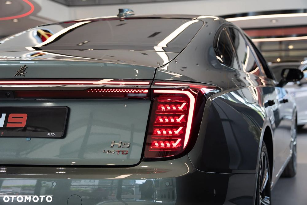 Hongqi H9 - 33