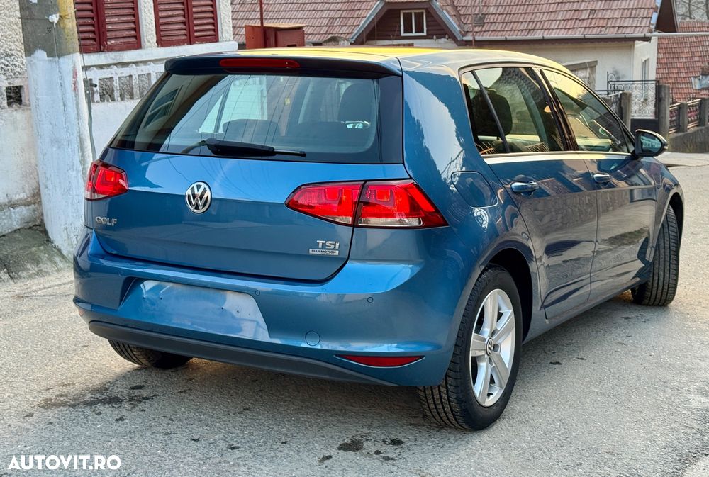 Volkswagen Golf 1.2 TSI BMT Comfortline - 34