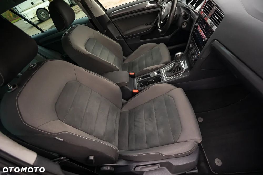Volkswagen Golf VII 1.6 TDI BMT Comfortline DSG - 20