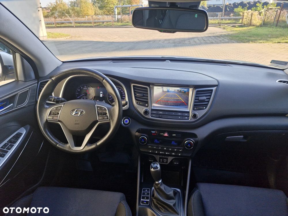 Hyundai Tucson 1.6 GDI BlueDrive Style 2WD - 20