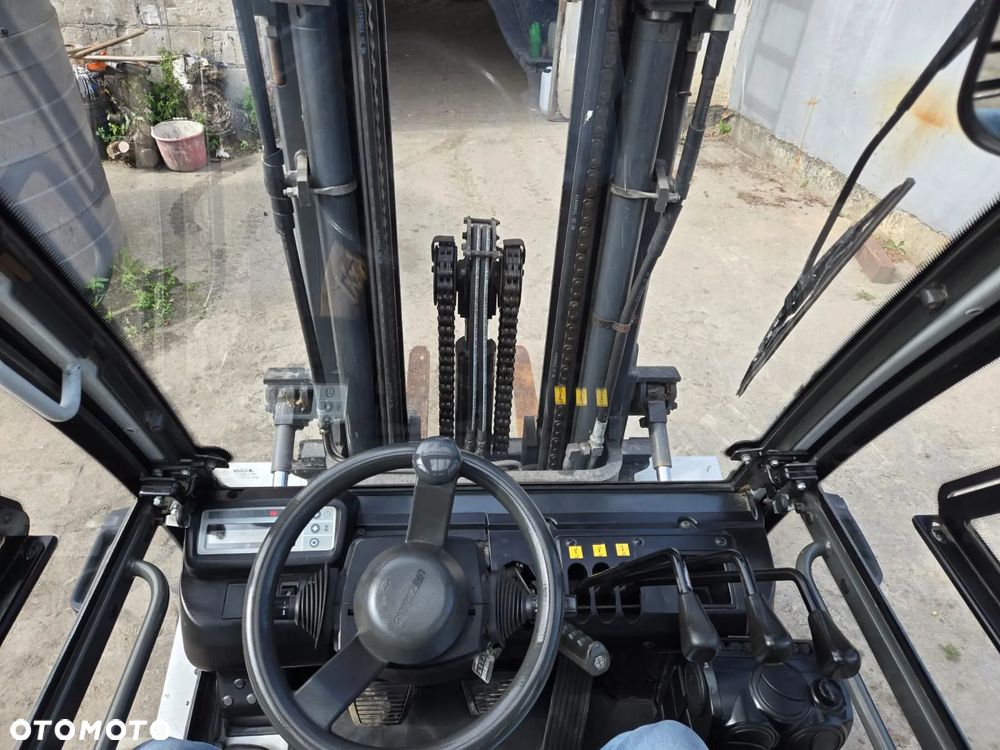 UniCarriers UG1D2A30LQ - 9