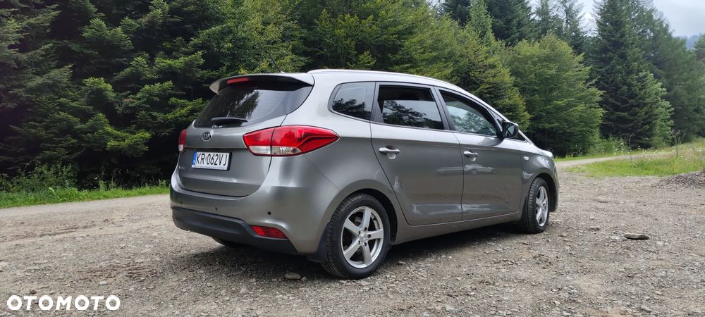 Kia Carens 1.6 GDI M - 6