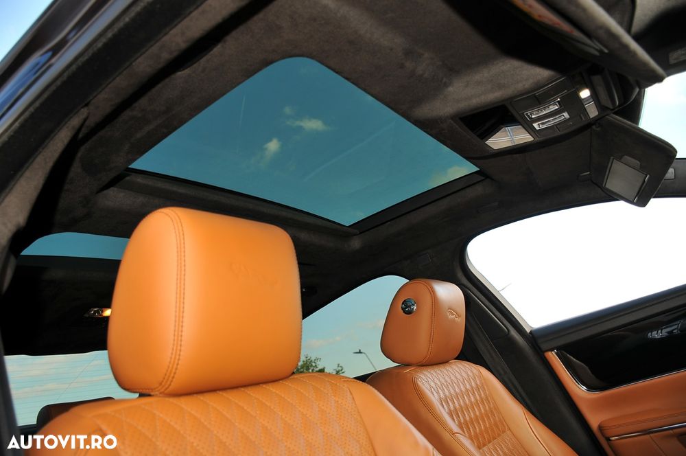 Jaguar XJ 30d LWB Portfolio - 12
