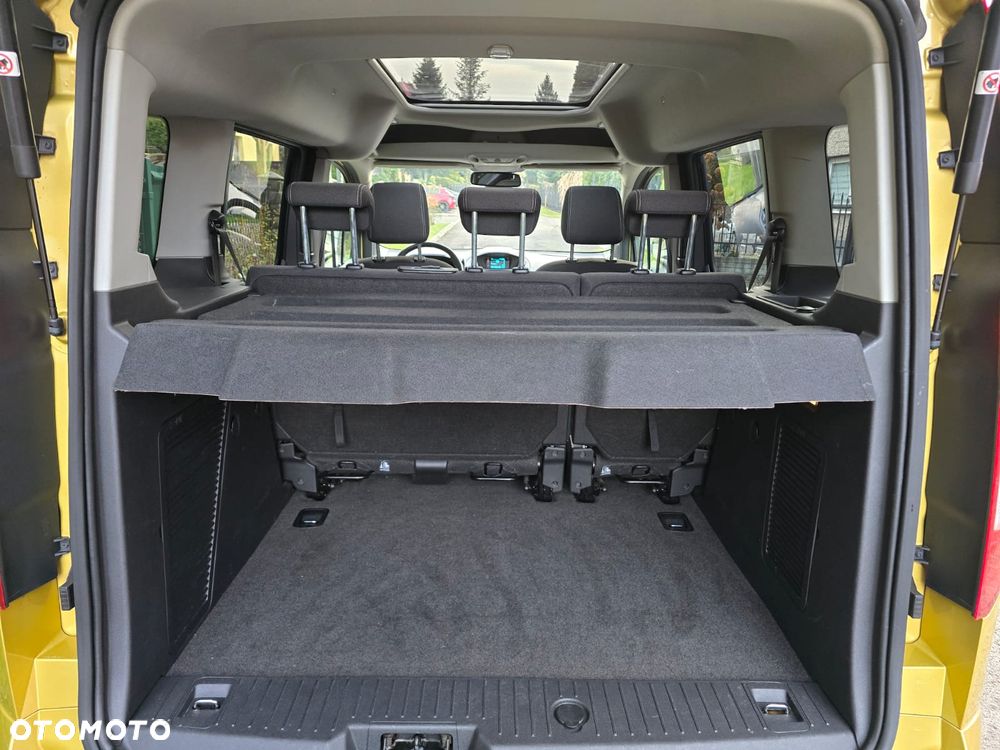 Ford Tourneo Connect - 36