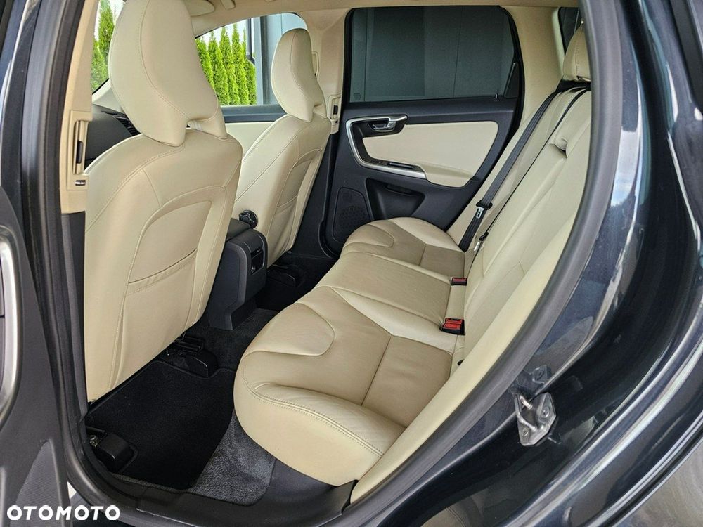 Volvo XC 60 - 34