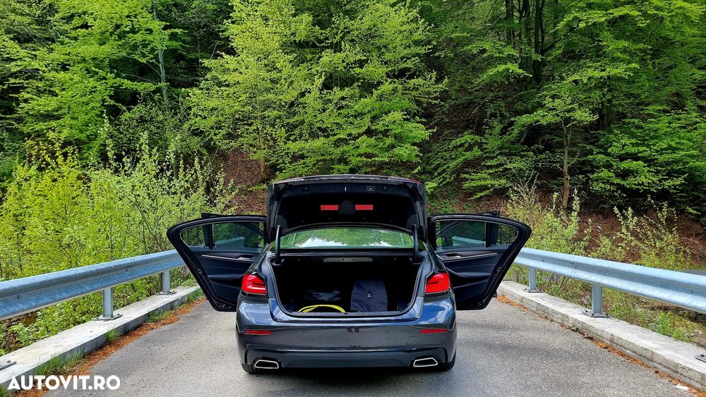 BMW Seria 5 530e Aut. Luxury Line - 16