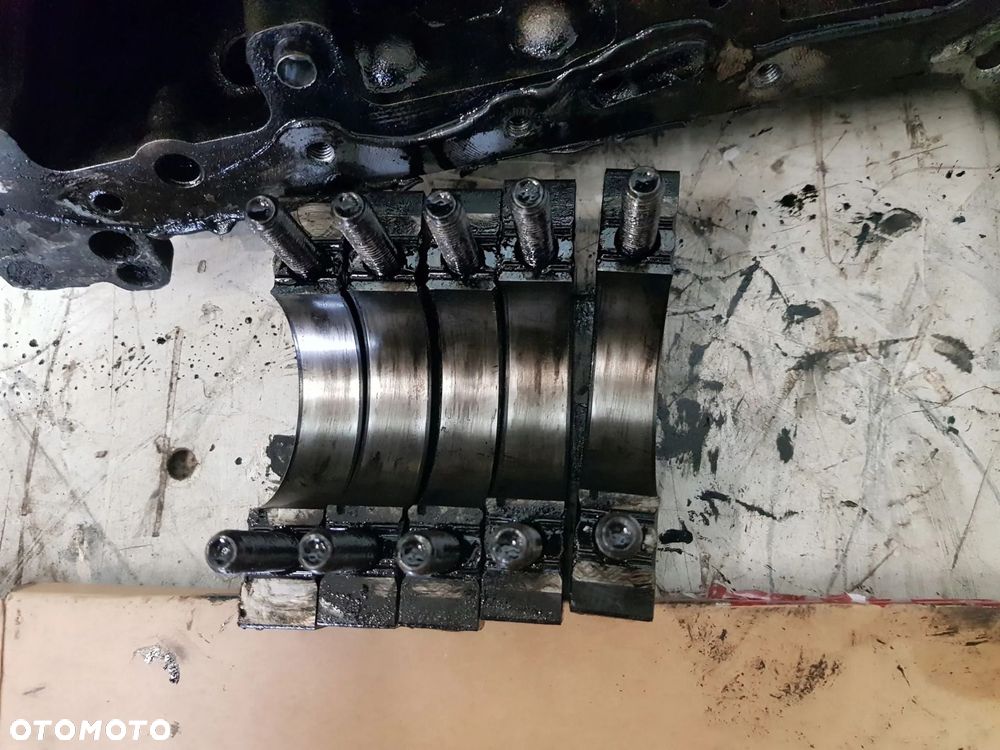 BLOK SILNIKA BMW E90 E87 E91 X3 2.0 D N47D20C - 14