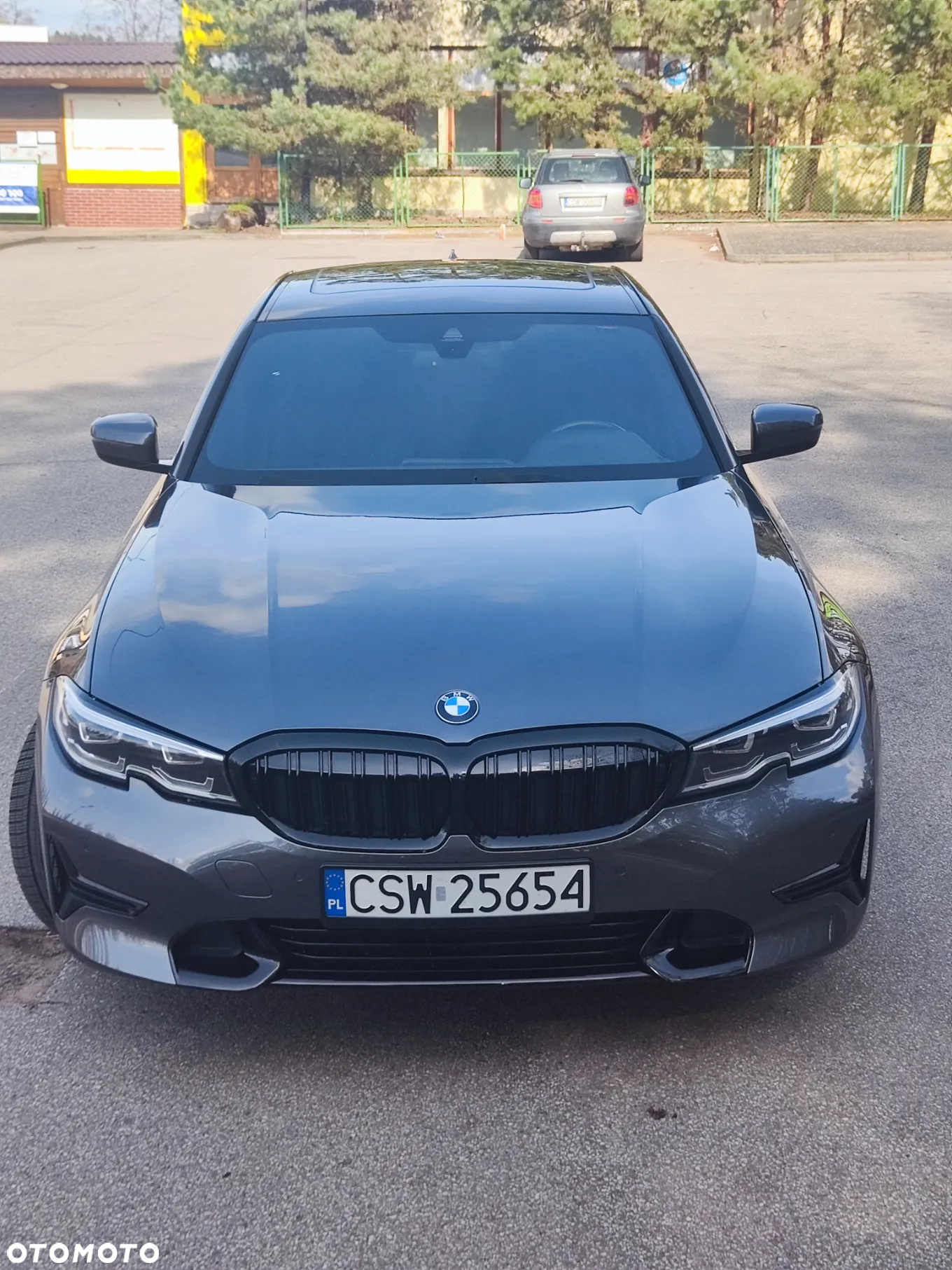 BMW Seria 3 330i Sport Line - 2