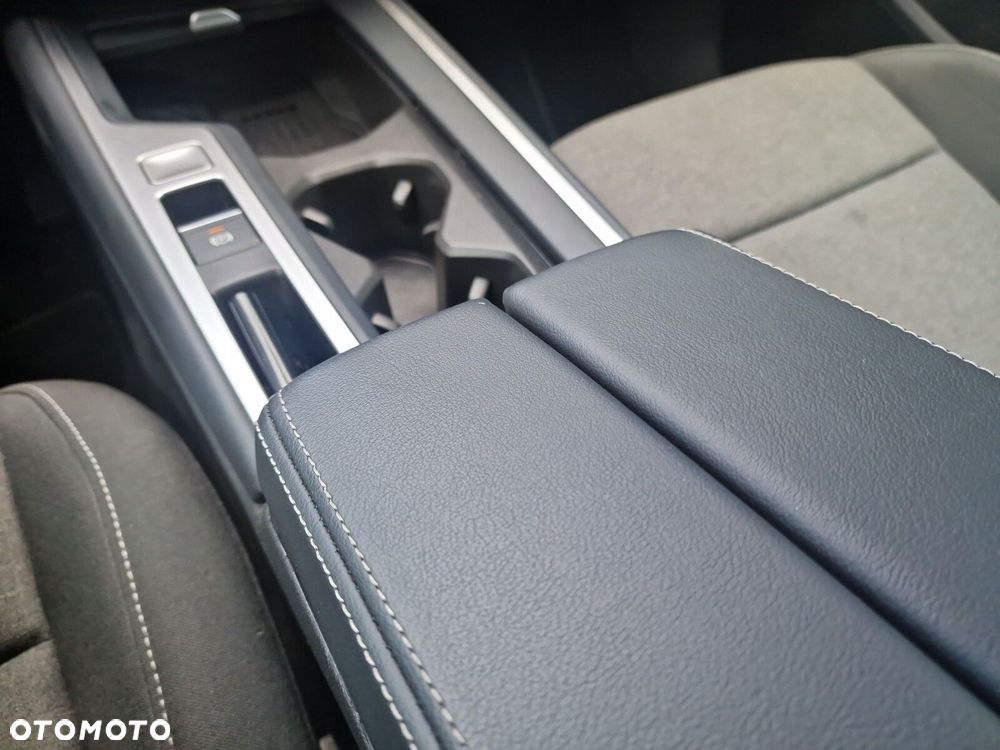 Volkswagen Passat - 27