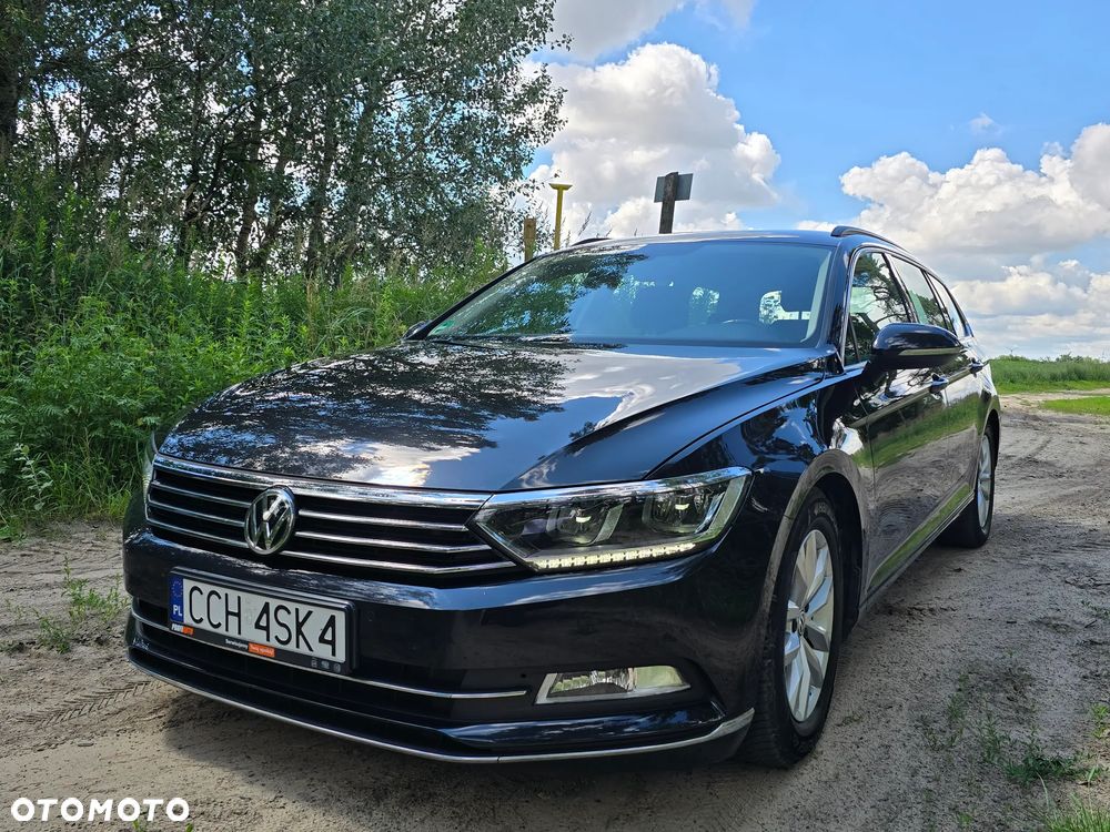 Volkswagen Passat 2.0 TDI (BlueMotion Technology) DSG Comfortline - 1