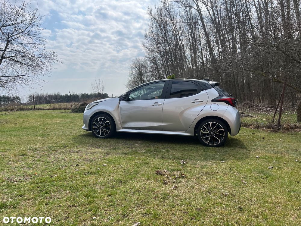 Toyota Yaris Hybrid 1.5 Premiere Edition - 5