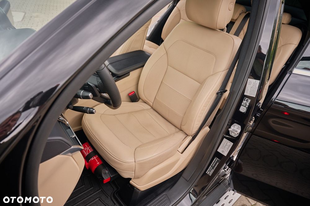 Mercedes-Benz GLE - 22