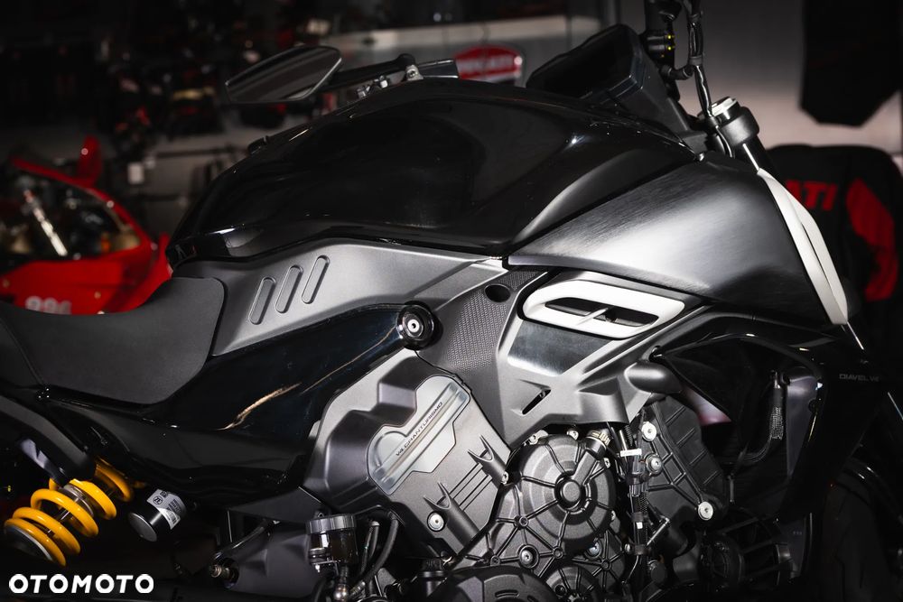 Ducati Diavel - 9