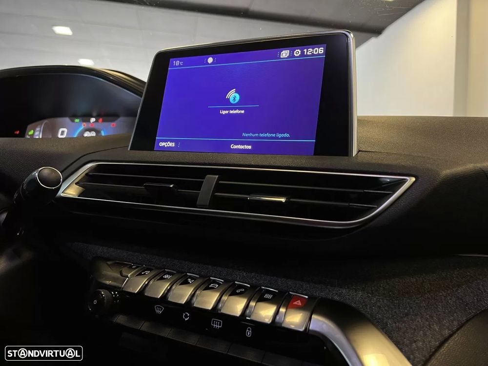 Peugeot 3008 1.5 BlueHDi GT Line EAT8 - 39