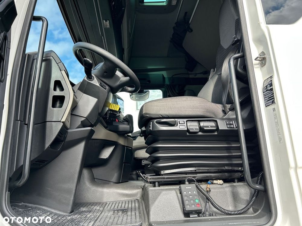 MAN TGX 18.470 4x2 BL SA - 11