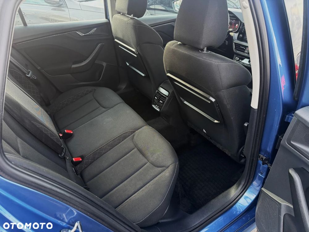 Skoda Kamiq 1.0 TSI Tour - 12