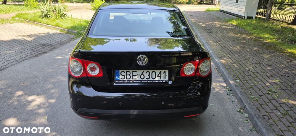 Volkswagen Jetta 2.0 TDI DPF Sportline DSG - 21