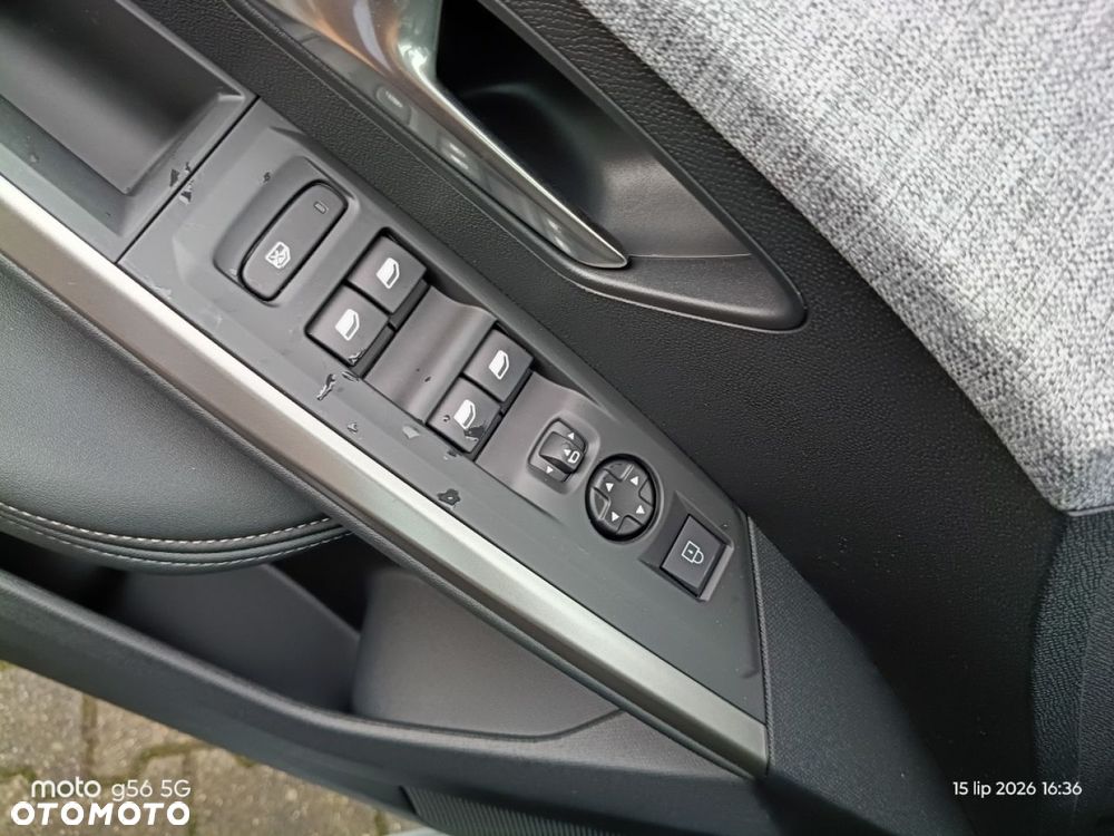 Peugeot 5008 - 19
