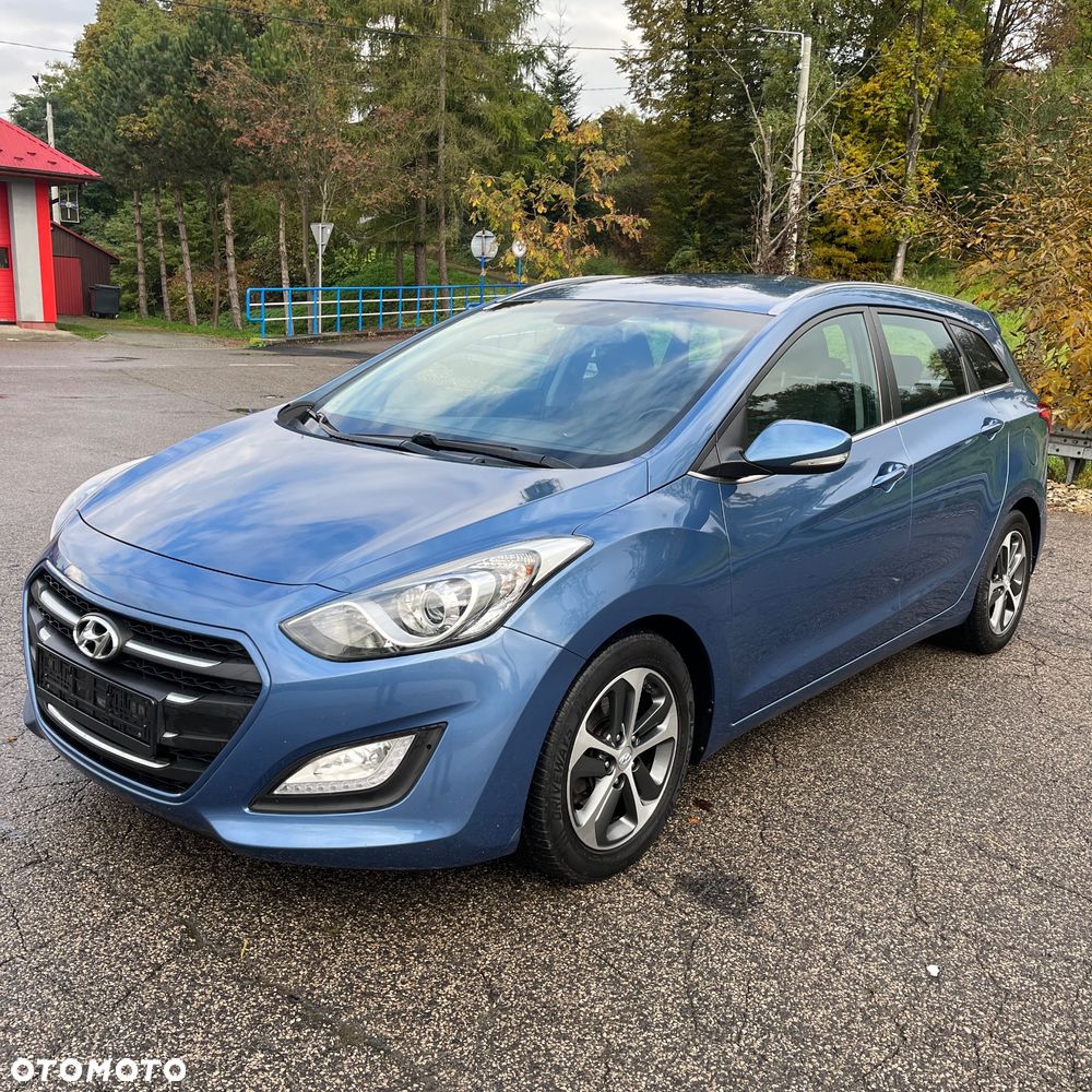 Hyundai i30 1.6 CRDi BlueDrive Premium - 3