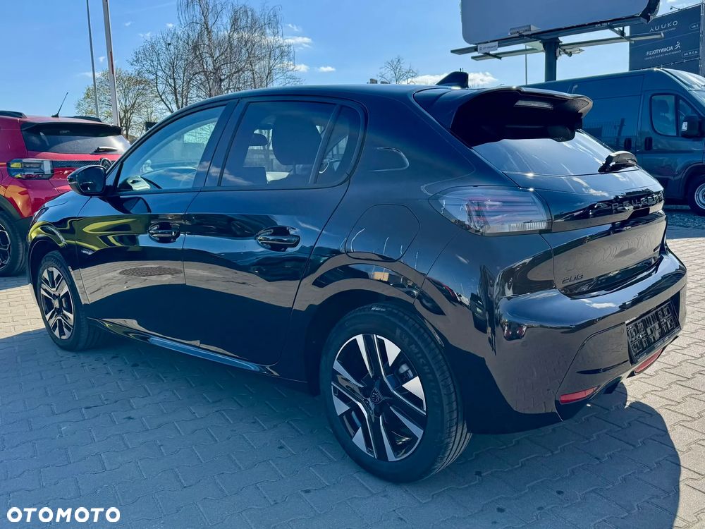 Peugeot 208 - 6